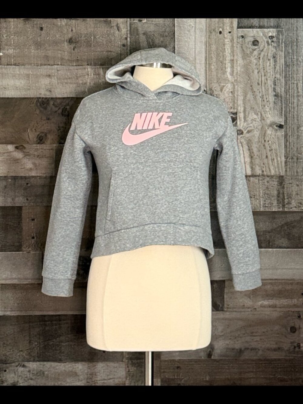 Nike cray cropped hoodie girls large sporty athleisure activewear school winter